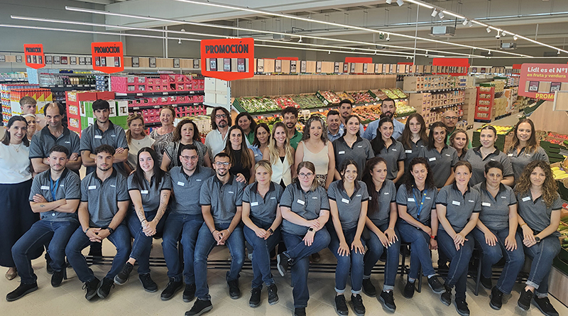 La nueva tienda permite atender la zona centro-sureste de la provincia granadina, en particular a municipios como Dúrcal, Lecrín, Padul o Villamena