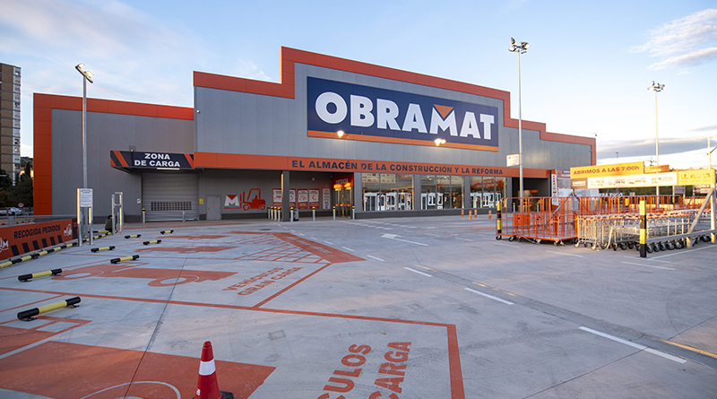 El compromiso medioambiental de Obramat se extiende a toda su cadena de valor, con medidas de eficiencia energética