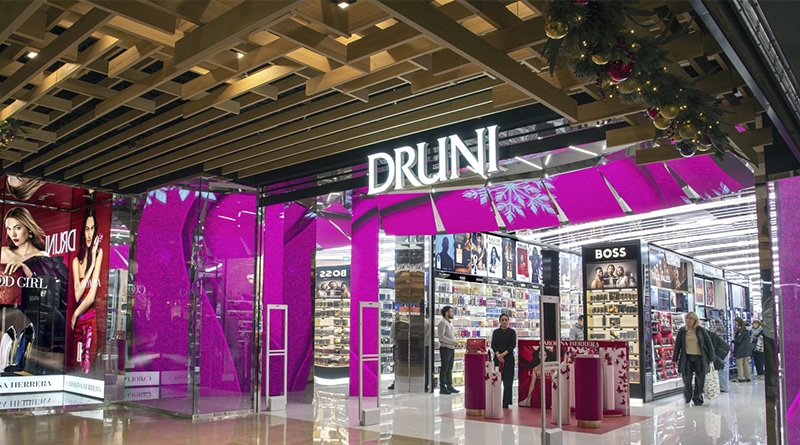 El nuevo local se ha diseñado con un enfoque de experiencia de compra cómoda, moderna y completa