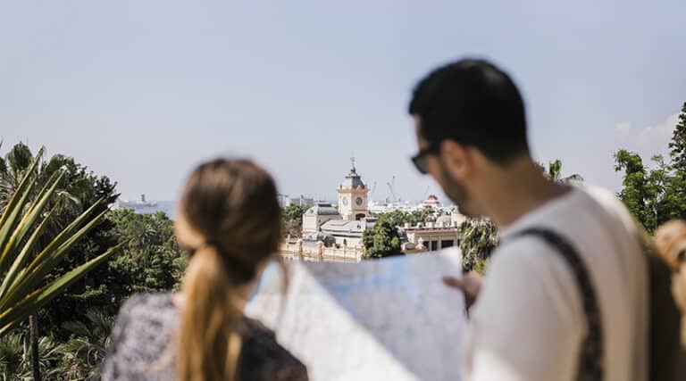 El 92,1% de los españoles realiza alguna gestión online relacionada con sus vacaciones de Semana Santa