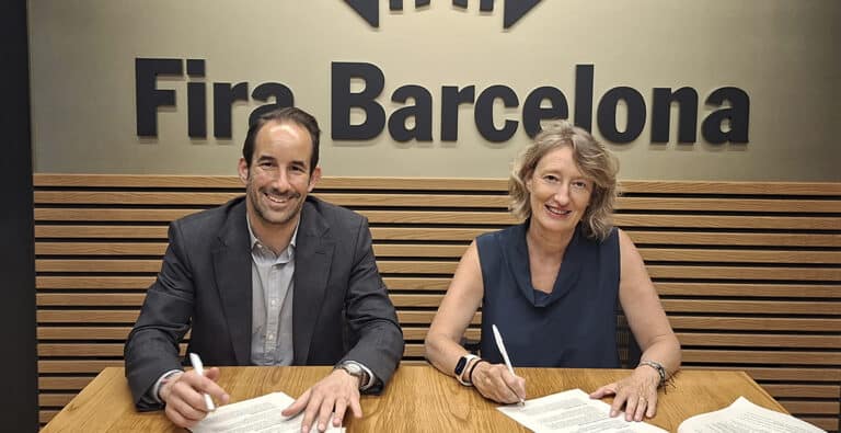 Ricardo Márquez, director de Alimentaria FoodTech y Natalia Berenguer, embajadora de Vegeta/es